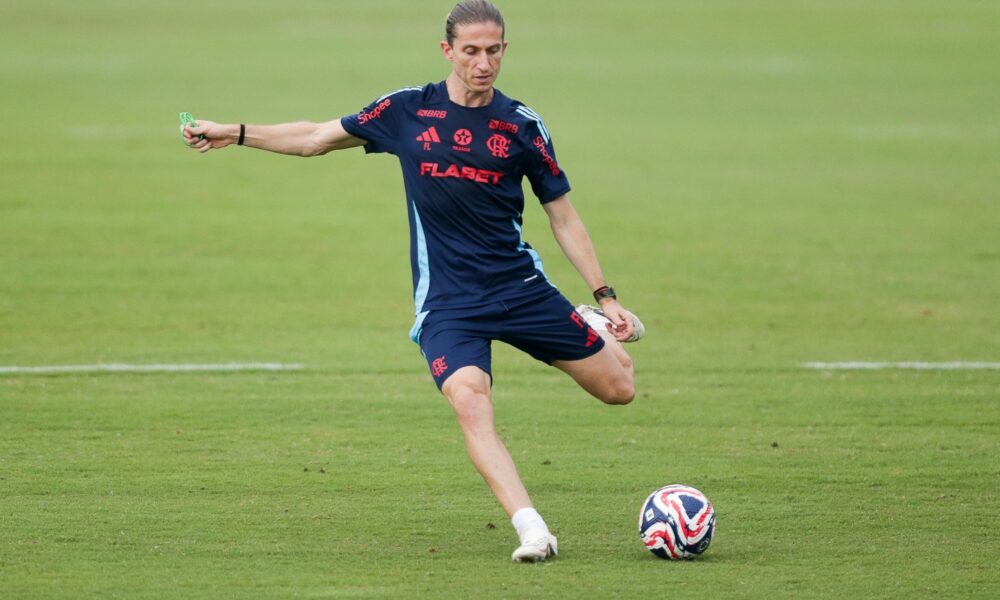 Filipe Luís mantém segredo sobre time do Flamengo contra Chelsea1750385030.jpeg