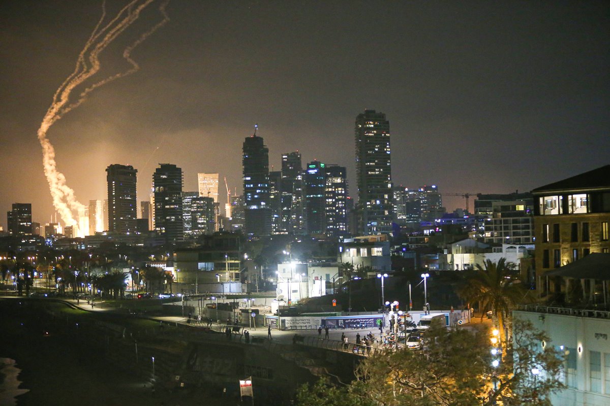 Irã lança onda de mísseis balísticos em Israel: últimas notícias1749862933.jpeg