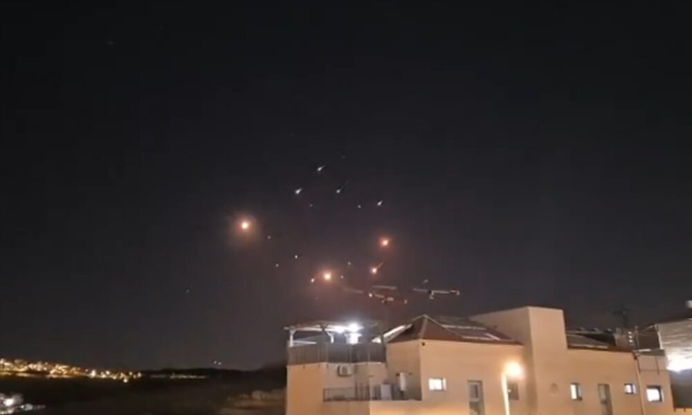 Israel bombardeia Iêmen em conflito com o Irã1749953023.jpeg