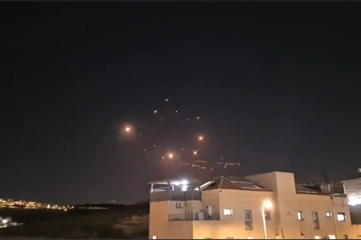 Israel bombardeia Iêmen em conflito com o Irã1749953023.jpeg