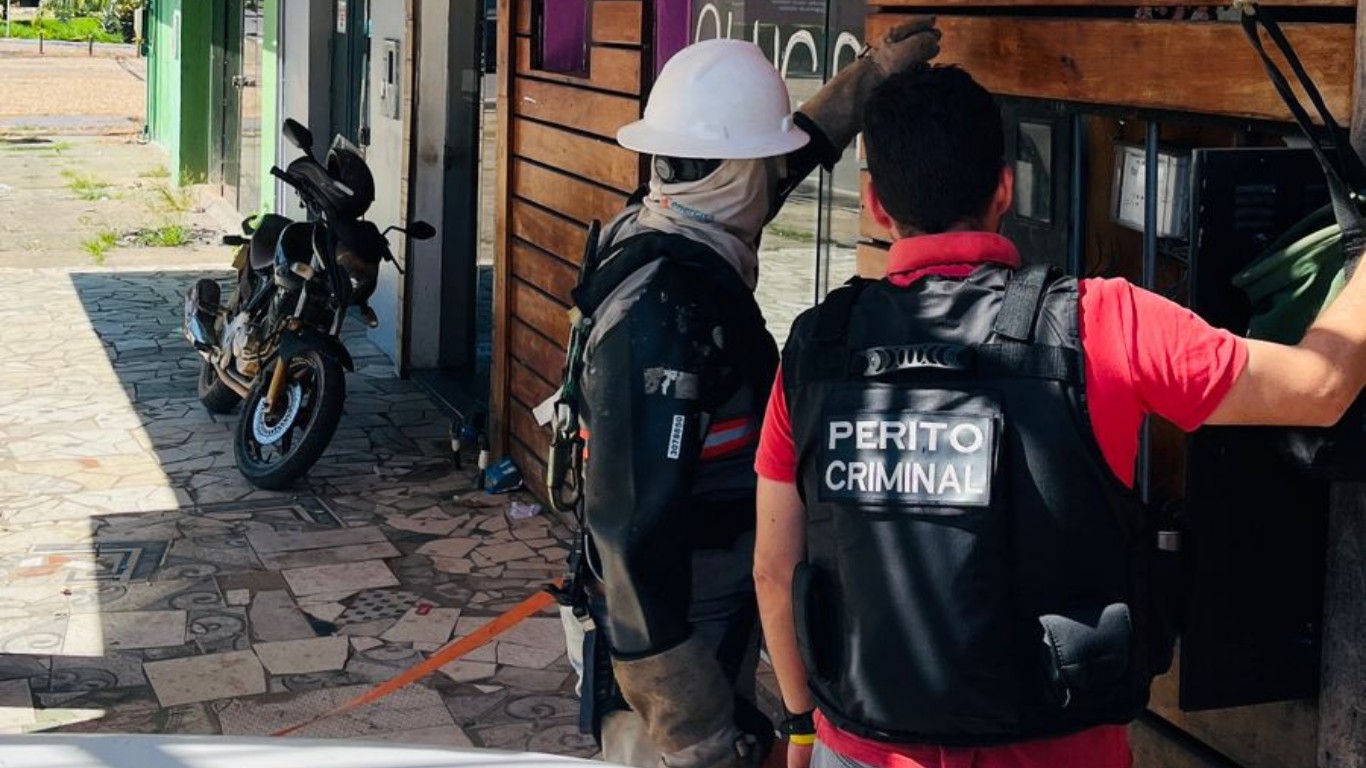 Três detidos por roubo de energia em Rondônia1752286297.jpeg